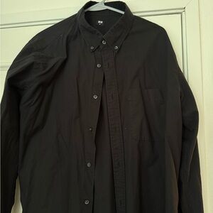 Uniqlo Men's Dark Button-Down Shirt
